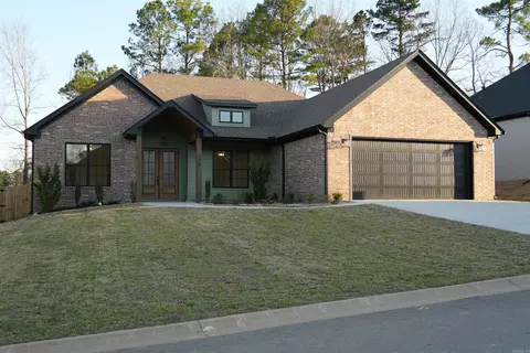Exterior - 124 Harmony Village Dr, Haskell, AR 72015 photo 1 of 4