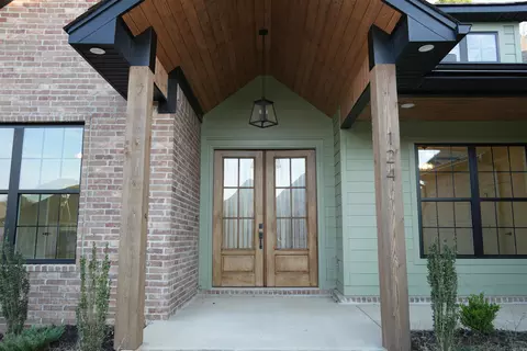 Exterior - 124 Harmony Village Dr, Haskell, AR 72015 photo 3 of 4