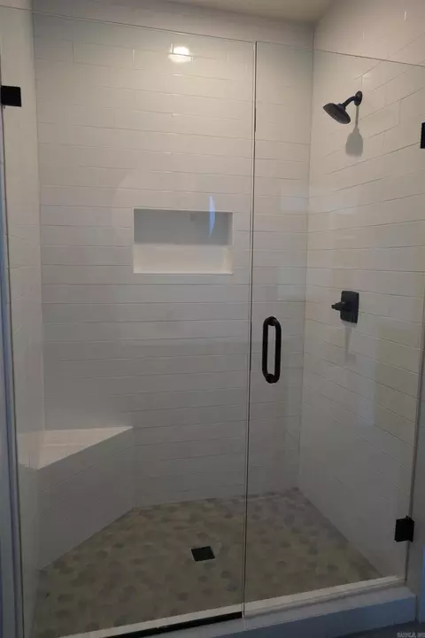 Bath - 124 Harmony Village Dr, Haskell, AR 72015 photo 3 of 3