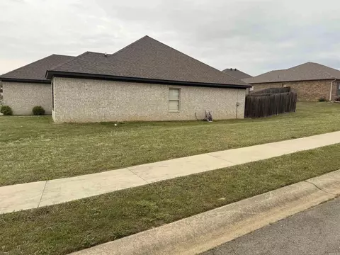 570 Crepe Myrtle Loop, Cabot, AR 72023 photo 3