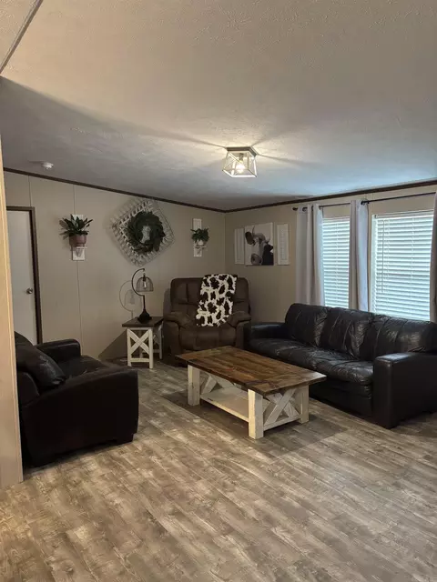119 David Ct, Romance, AR 72136 photo 4