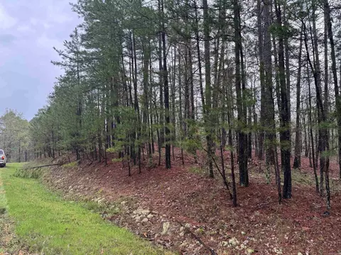 7 Balboa Dr, Hot Springs Village, AR 71909