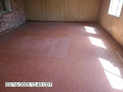 Living - 803 Main St, Walnut Ridge, AR 72476 photo 3 of 6