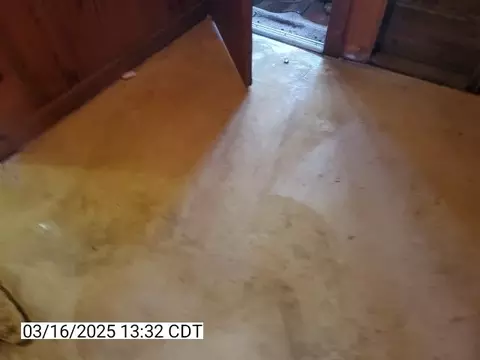 Entry Way - 803 Main St, Walnut Ridge, AR 72476 photo 2 of 2