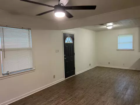 2706 Claremont St, Pine Bluff, AR 71601 photo 2