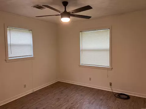 2706 Claremont St, Pine Bluff, AR 71601 photo 9