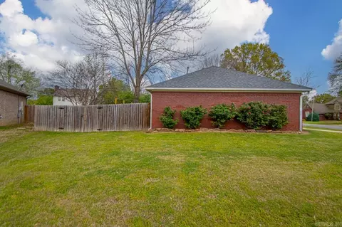 1905 Calhoun Dr, Conway, AR 72034 photo 5