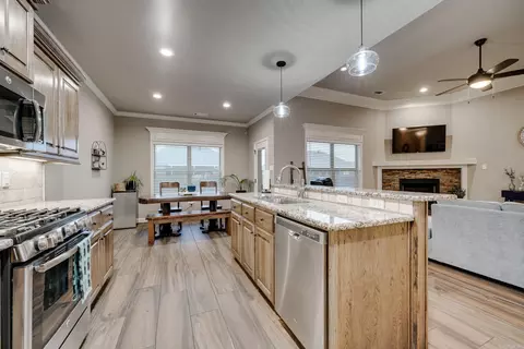 Kitchen - 794 Mango Loop, Austin, AR 72007 photo 4 of 4