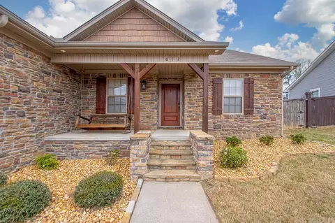 612 Surrey Ln, Benton, AR 72015 photo 3