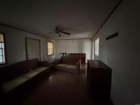 Living - 326 Fairground Rd, Ash Flat, AR 72513 photo 3 of 4