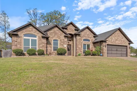Exterior - 4115 Commonwealth Dr, Bryant, AR 72022 photo 2 of 8