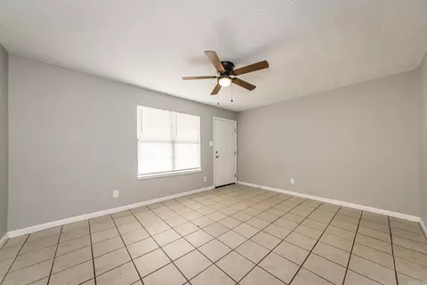 300 W 4th St, Ward, AR 72176 photo 3