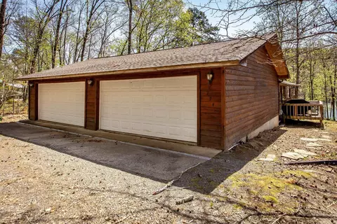 Exterior - 724 Weldon Rd, Edgemont, AR 72044 photo 4 of 12