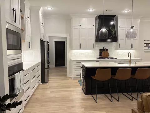Kitchen - 1680 Pearce Dr, Conway, AR 72034 photo 1 of 4