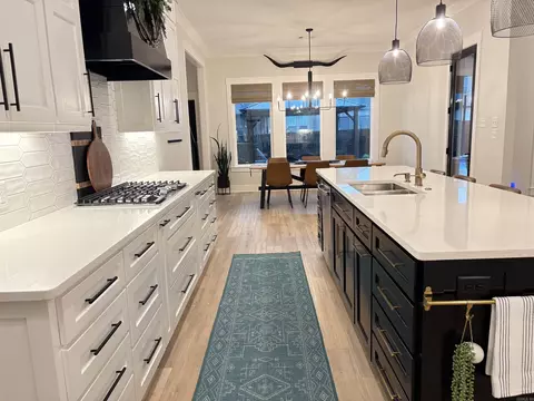 Kitchen - 1680 Pearce Dr, Conway, AR 72034 photo 3 of 4