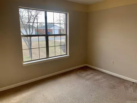 2145 Cedar Oaks Dr, Conway, AR 72032 photo 4