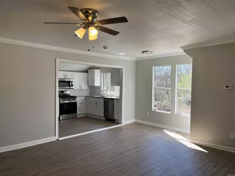 1802 Bennett, Benton, AR 72015 photo 14