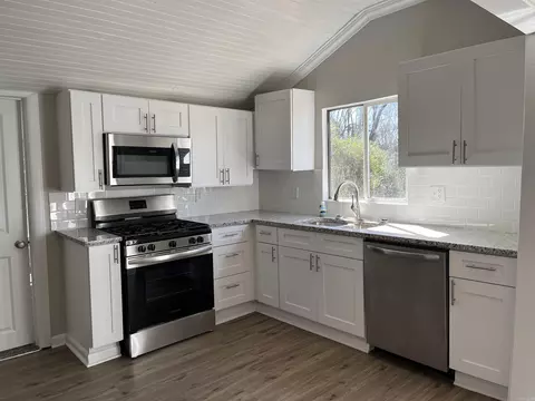 1802 Bennett, Benton, AR 72015 photo 13