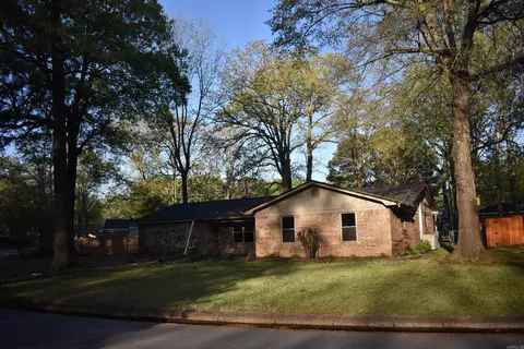 37 Dalewood, Searcy, AR 72143