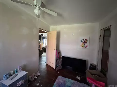 Bedroom - 95 Terrafirma Ln, Ash Flat, AR 72513 photo 6 of 8