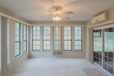 Living - 19 Cedar Hill Rd, Conway, AR 72032 photo 6 of 6