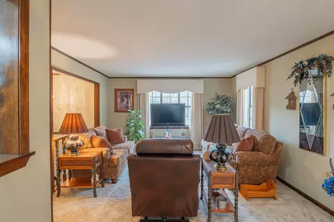Living - 19 Cedar Hill Rd, Conway, AR 72032 photo 1 of 6