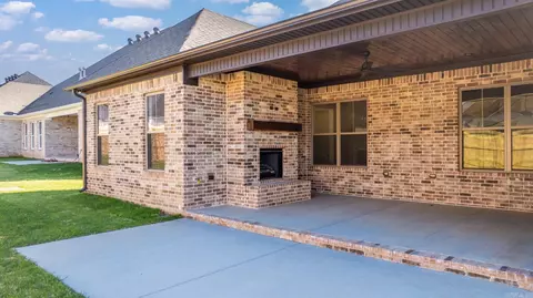 1635 Nantucket, Conway, AR 72034 photo 5