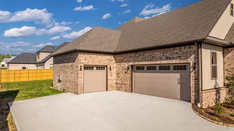 1635 Nantucket, Conway, AR 72034 photo 3
