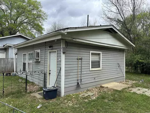552 Mitchell St, Conway, AR 72034 photo 4