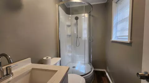 Bath - 2503 N Sheraton Dr, Pine Bluff, AR 71603 photo 1 of 2
