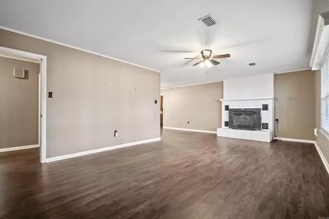 21 E Main St, Greenbrier, AR 72058 photo 6
