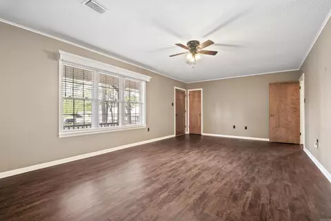 21 E Main St, Greenbrier, AR 72058 photo 9