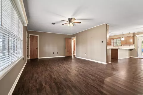 21 E Main St, Greenbrier, AR 72058 photo 8