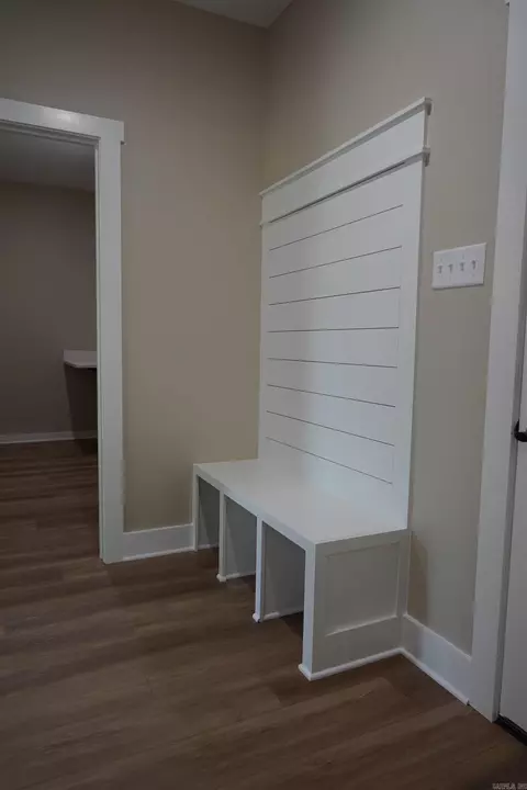 Entry Way - 37 High Point Dr, Greenbrier, AR 72058 photo 2 of 2