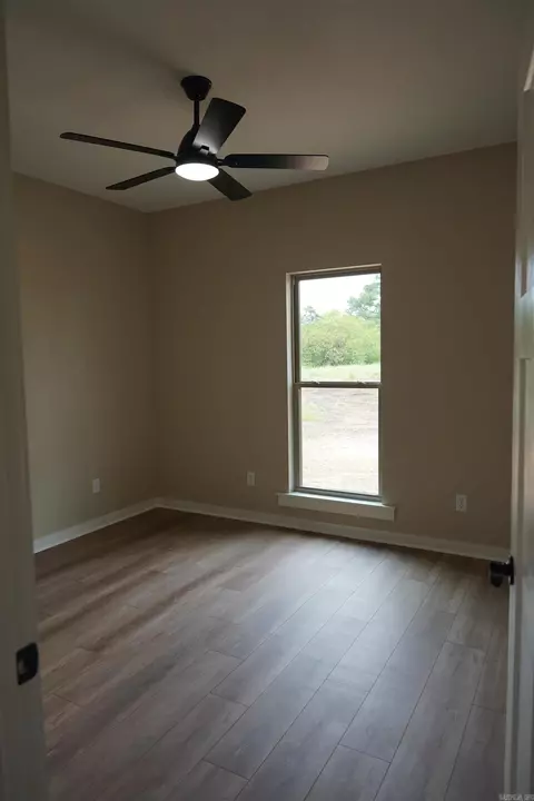Bedroom - 37 High Point Dr, Greenbrier, AR 72058 photo 3 of 3
