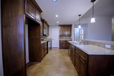 Entry Way - 2719 Finley Loop, Bryant, AR 72022 photo 3 of 3