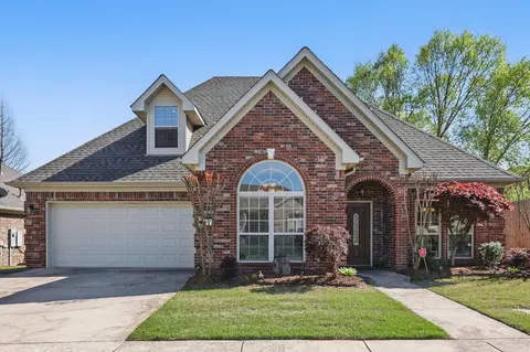 4297 Heritage Oak Dr, Benton, AR 72019