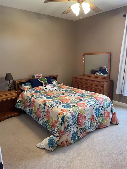 Bedroom - 609 Earle Dr, Benton, AR 72015 photo 4 of 4