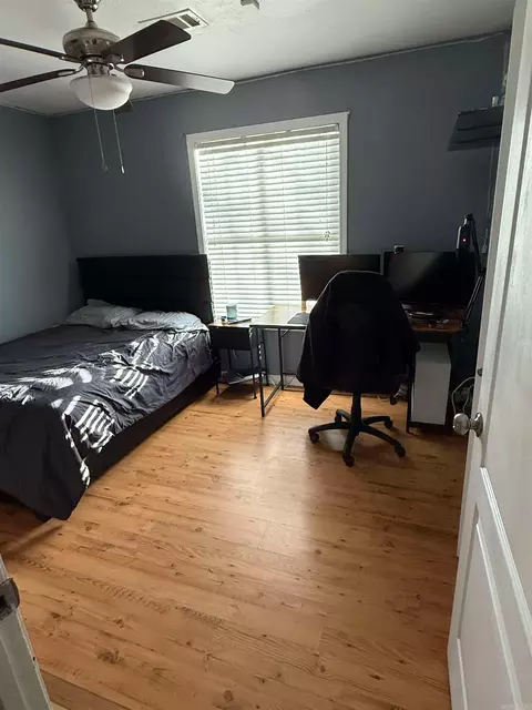 Bedroom - 34 Sherwood Loop, Searcy, AR 72143 photo 2 of 4