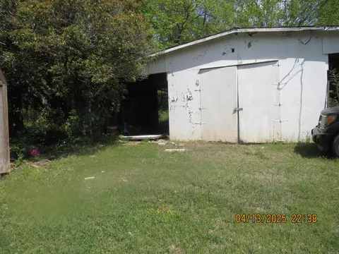 Exterior - 609 E Central, Warren, AR 71671 photo 9 of 10
