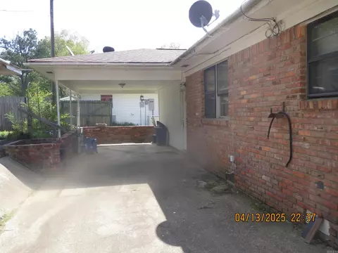 Exterior - 609 E Central, Warren, AR 71671 photo 5 of 10