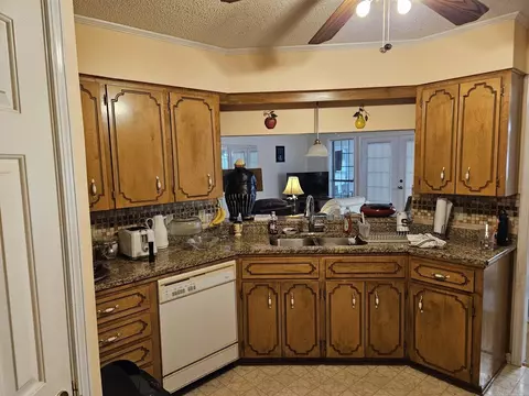 600 N Hickory, Beebe, AR 72012 photo 15