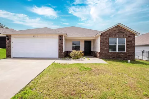 2120 Bentwood Dr, Alexander, AR 72002 photo 1