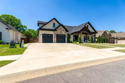 1515 Briley, Conway, AR 72034 photo 5