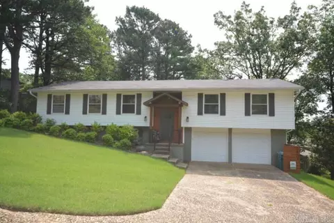 12904 Southridge Dr, Little Rock, AR 72212