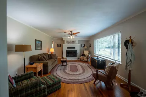 Living - 5486 Congo Rd, Benton, AR 72019 photo 1 of 4
