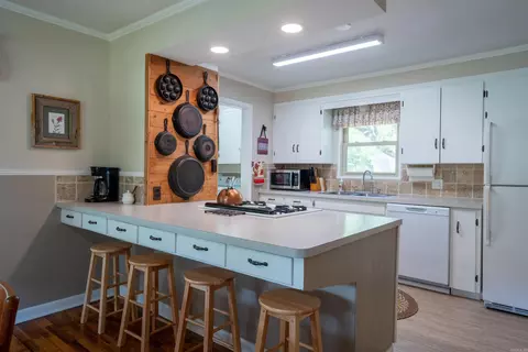 Kitchen - 5486 Congo Rd, Benton, AR 72019 photo 1 of 3