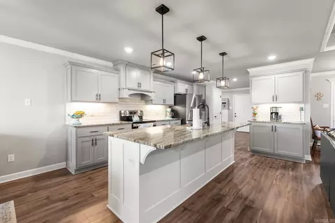 Kitchen - 37 Aberdeen Dr, Cabot, AR 72023 photo 1 of 3