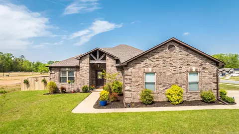 Exterior - 37 Aberdeen Dr, Cabot, AR 72023 photo 3 of 9