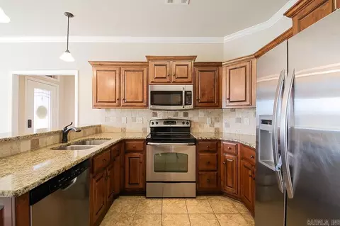 Kitchen - 608 Running Creek Dr, Austin, AR 72007 photo 3 of 7